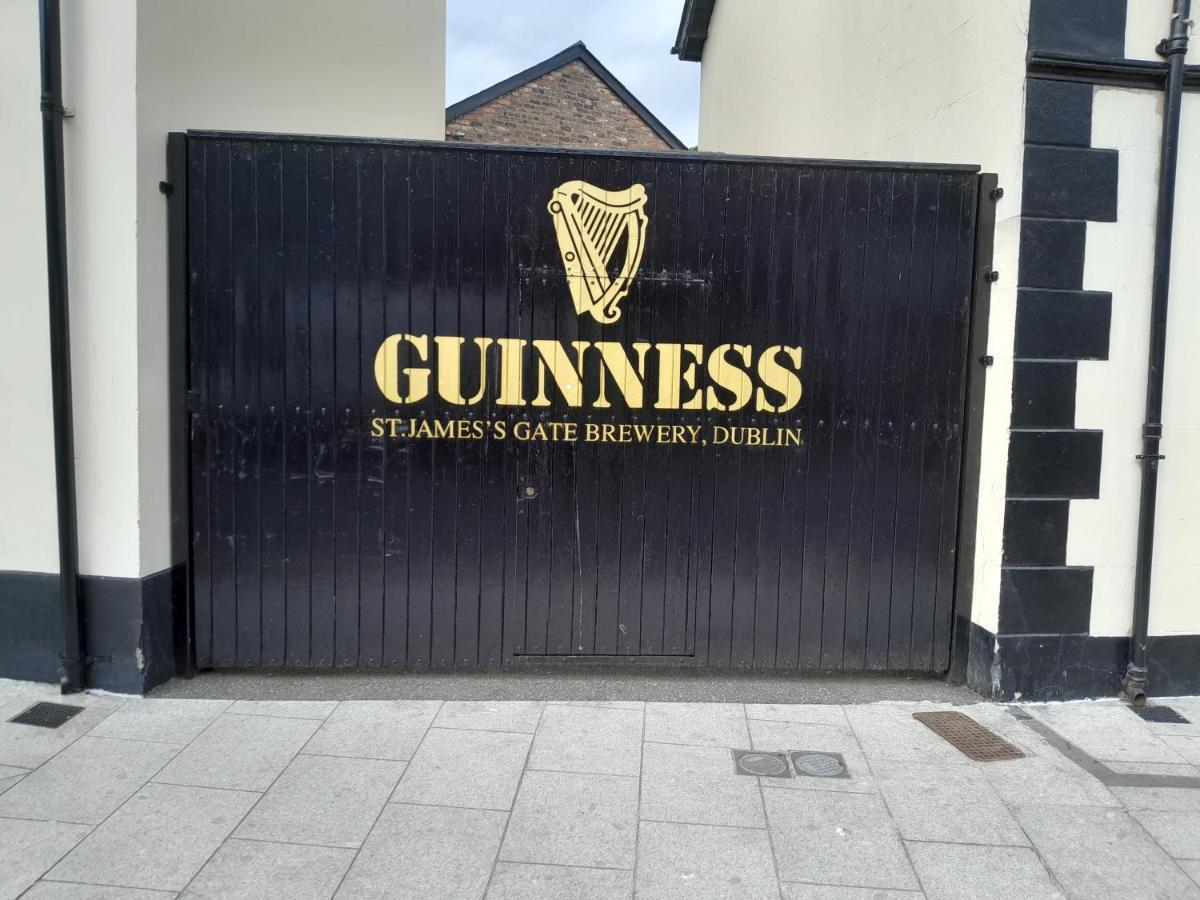 Laverty'S - The Black Bull Inn Randalstown Extérieur photo
